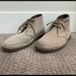 Clarks Desert Boots Women size 9 M